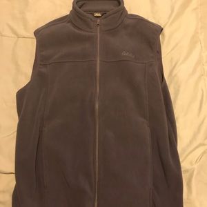 Cabelas Vest